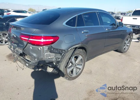 2017 Mercedes-Benz Glc 300 Coupe 4Matic z USA, uszkodzony, nr VIN WDC0J4KB1HF257027